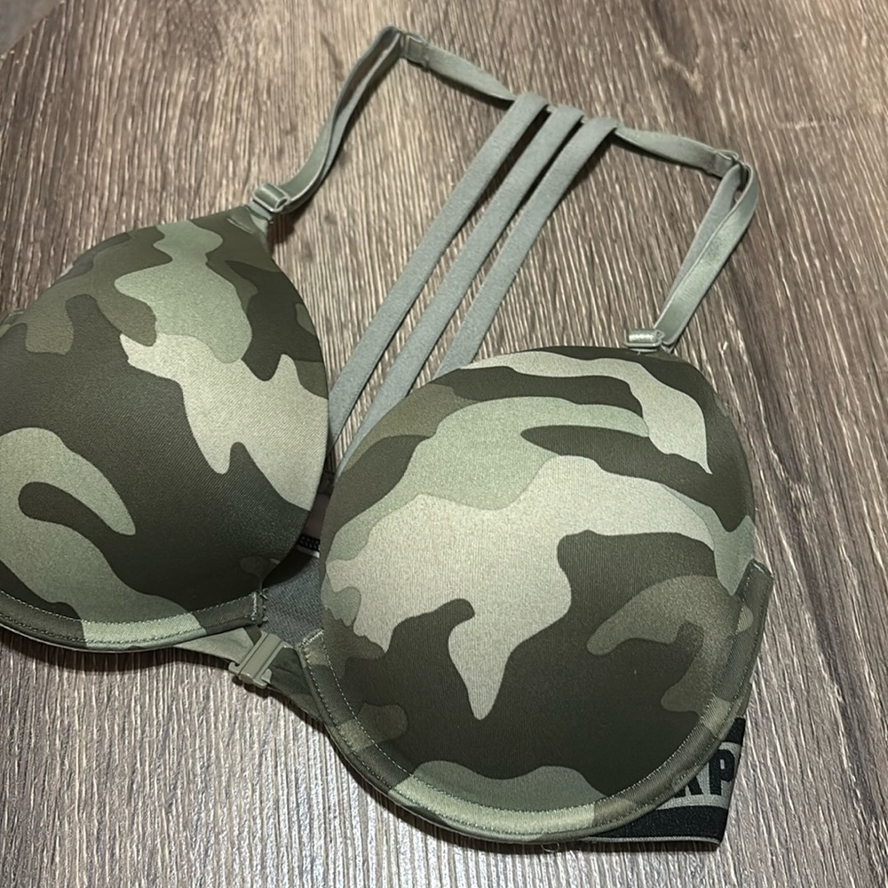 Victoria’s Secret PINK Push Up Bra